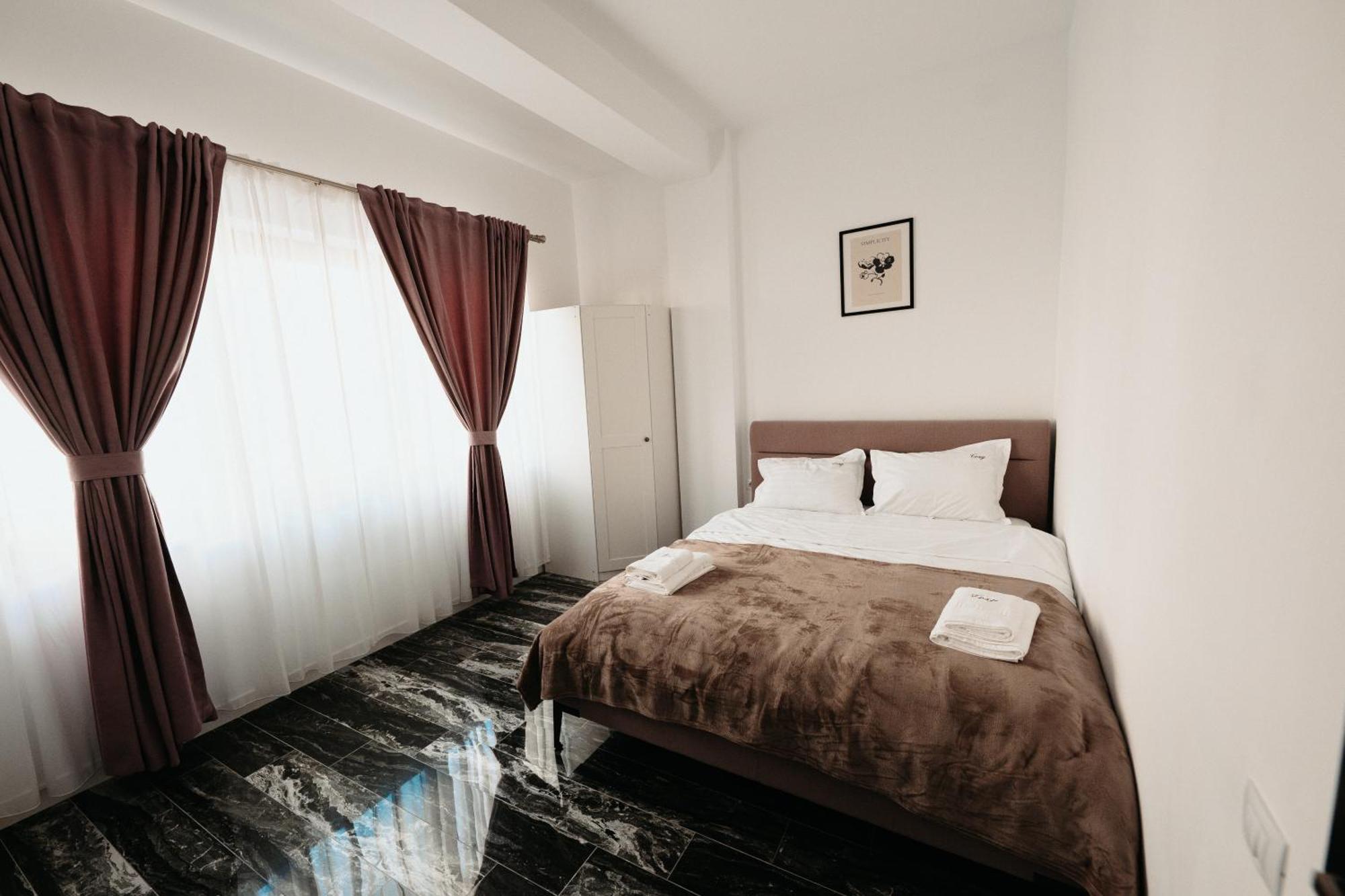 Luxury Cozy Apartments Suceava Ngoại thất bức ảnh
