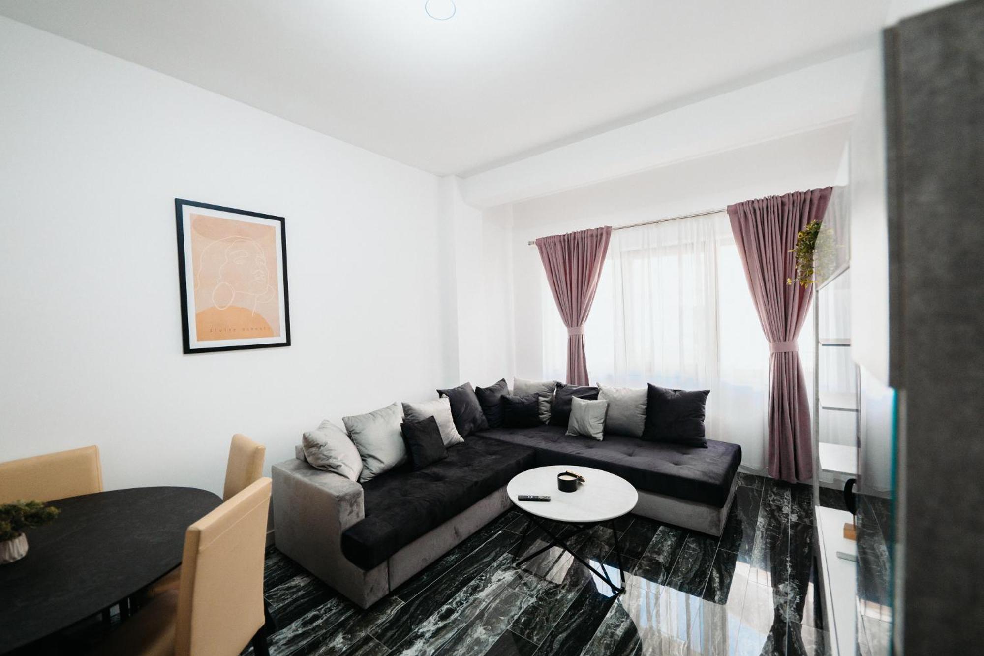 Luxury Cozy Apartments Suceava Ngoại thất bức ảnh
