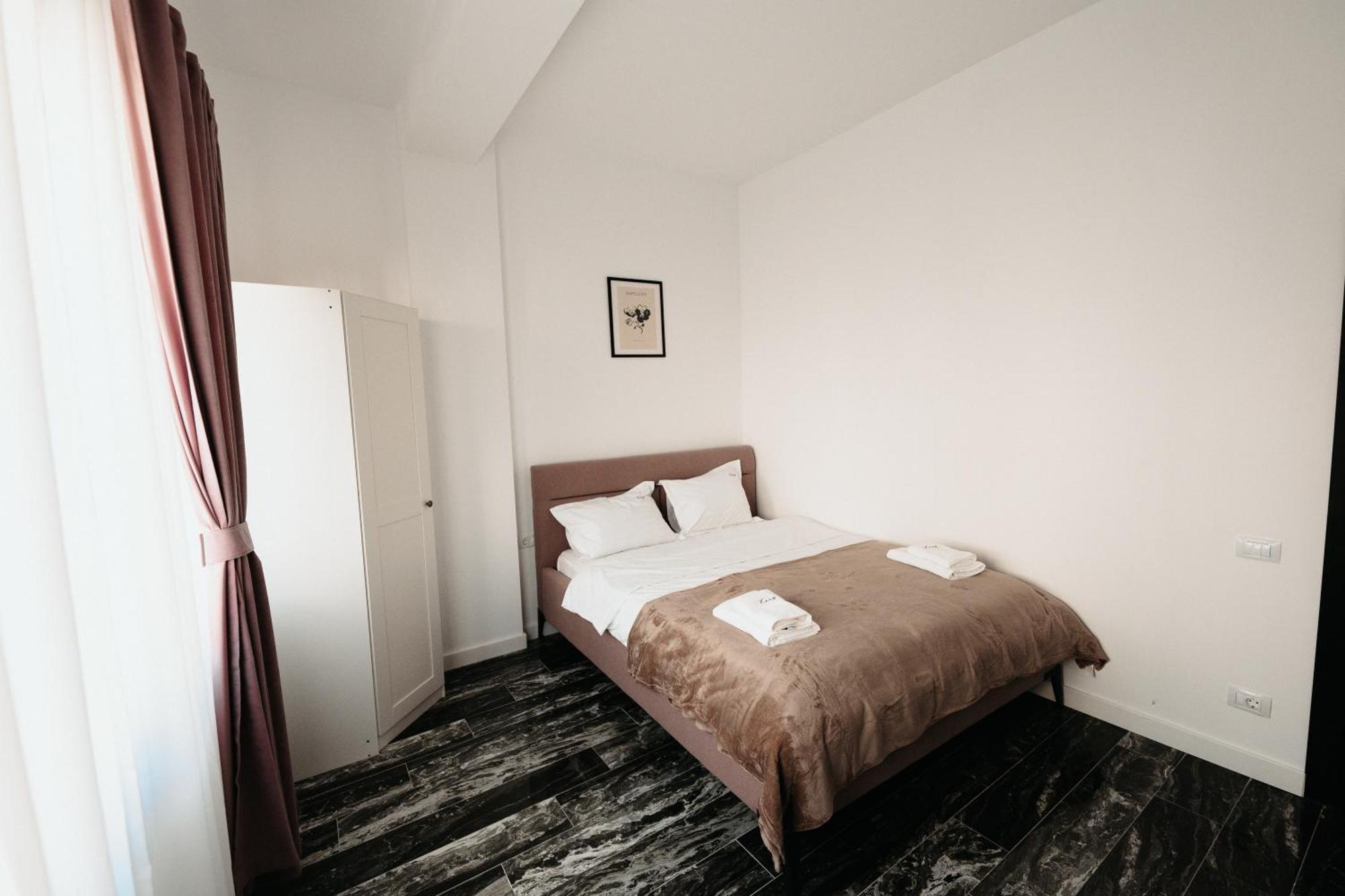Luxury Cozy Apartments Suceava Ngoại thất bức ảnh