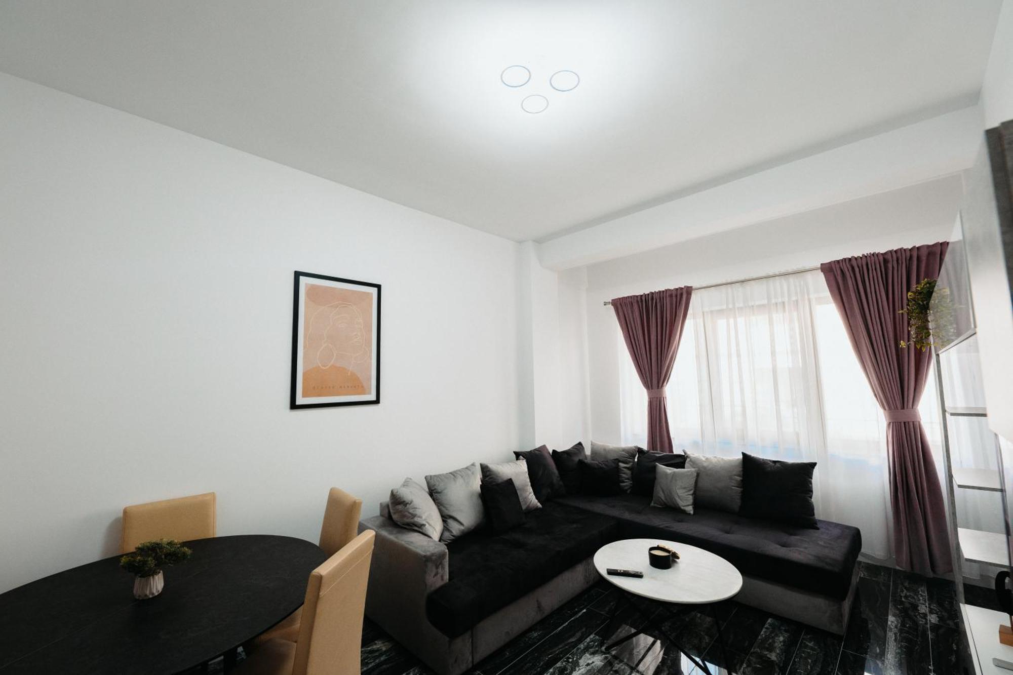 Luxury Cozy Apartments Suceava Ngoại thất bức ảnh