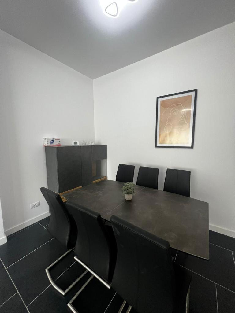 Luxury Cozy Apartments Suceava Ngoại thất bức ảnh
